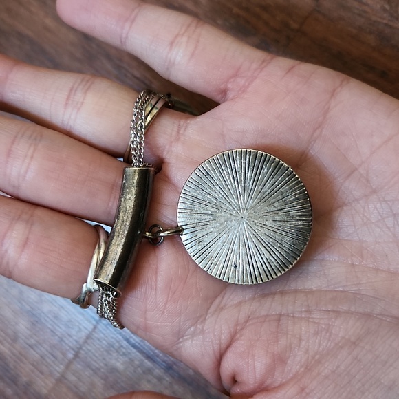 Turquoise Pendant 4 strand necklace - Picture 3 of 4